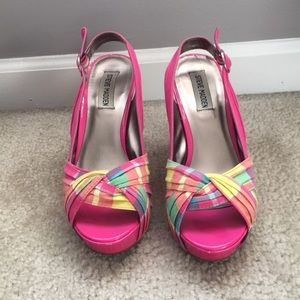Steve Madden pink plaid wedges- size 6.5